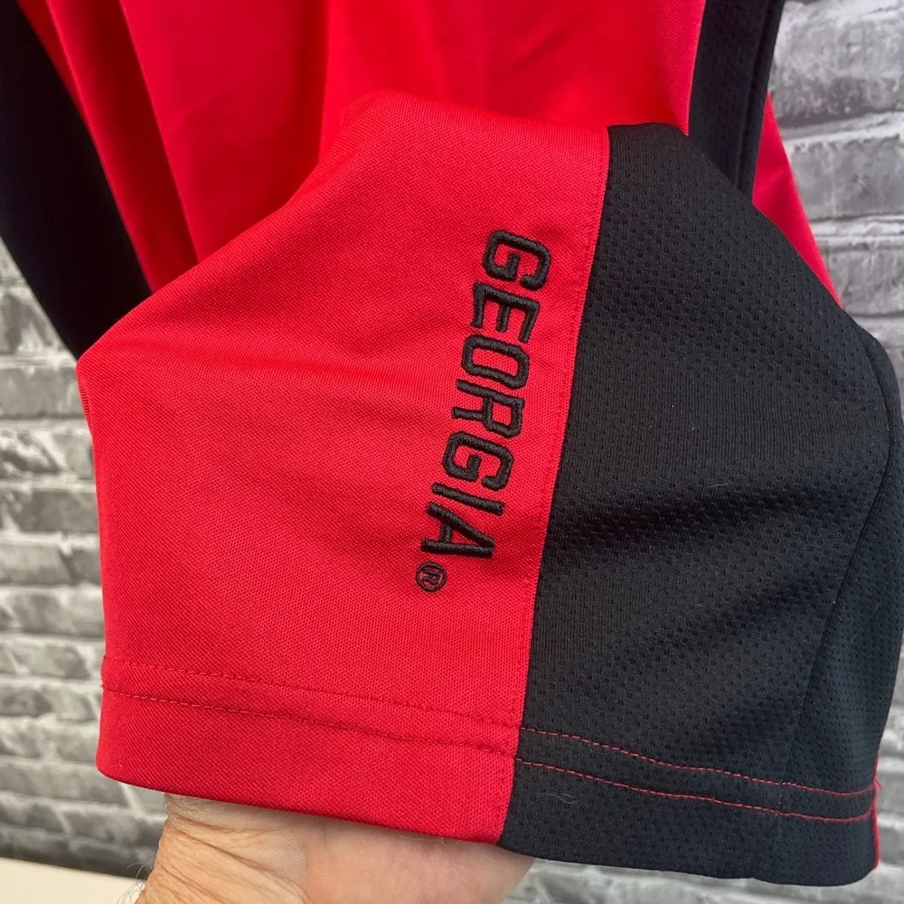 Georgia Bulldogs 
Champion Red and Black Short Sleeve‎ Tee - Picture 4 of 6
